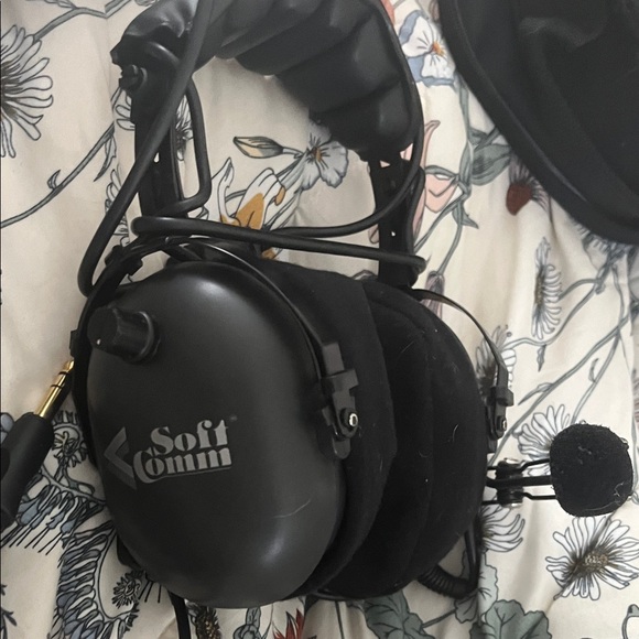Other - SoftComm Black Over-Ear Headset with Boom Mic